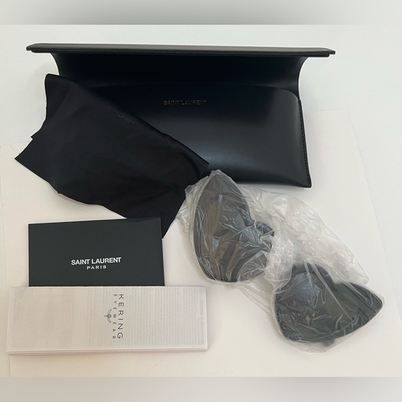 Saint Laurent NWT YSL NEW WAVE SL 181 LOULOU Black Heart Sunglasses - Picture 8 of 8